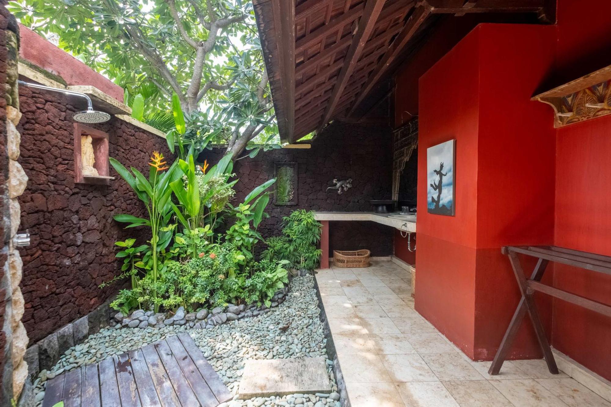 Taman Sari Bali Resort And Spa Pemuteran Kültér fotó